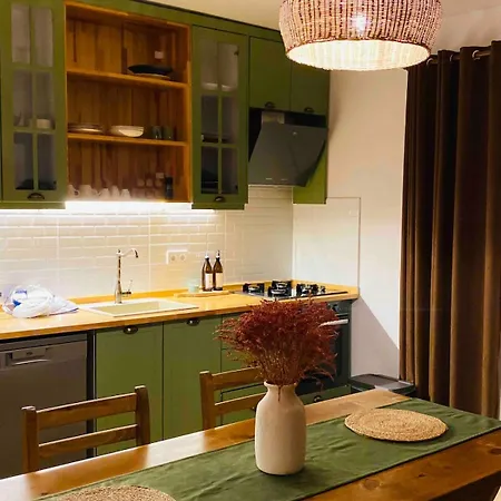 Villa Comfortable 3-bedroom With Pool And Garden *